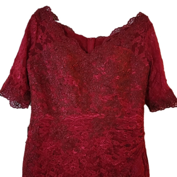 TS couture Dresses & Skirts - 𝅺TS Couture Maxi Bridesmaids Dress - Red -